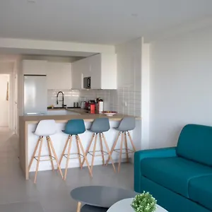 appartement-renove-vue-mer-avec-garage.fr-provencehotel.com/